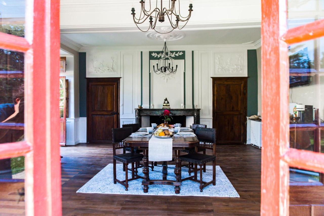 Le Bas Chitray Bed & Breakfast Menil ภายนอก รูปภาพ