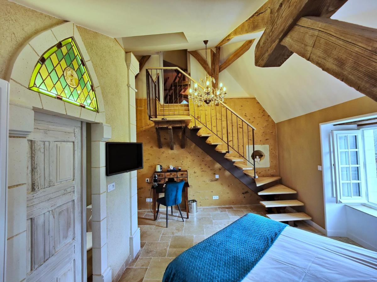 Le Bas Chitray Bed & Breakfast Menil ภายนอก รูปภาพ