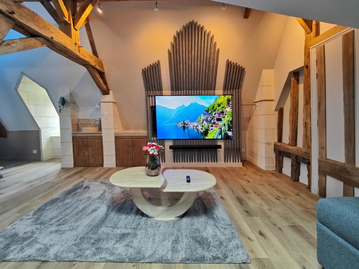 Le Bas Chitray Bed & Breakfast Menil ภายนอก รูปภาพ